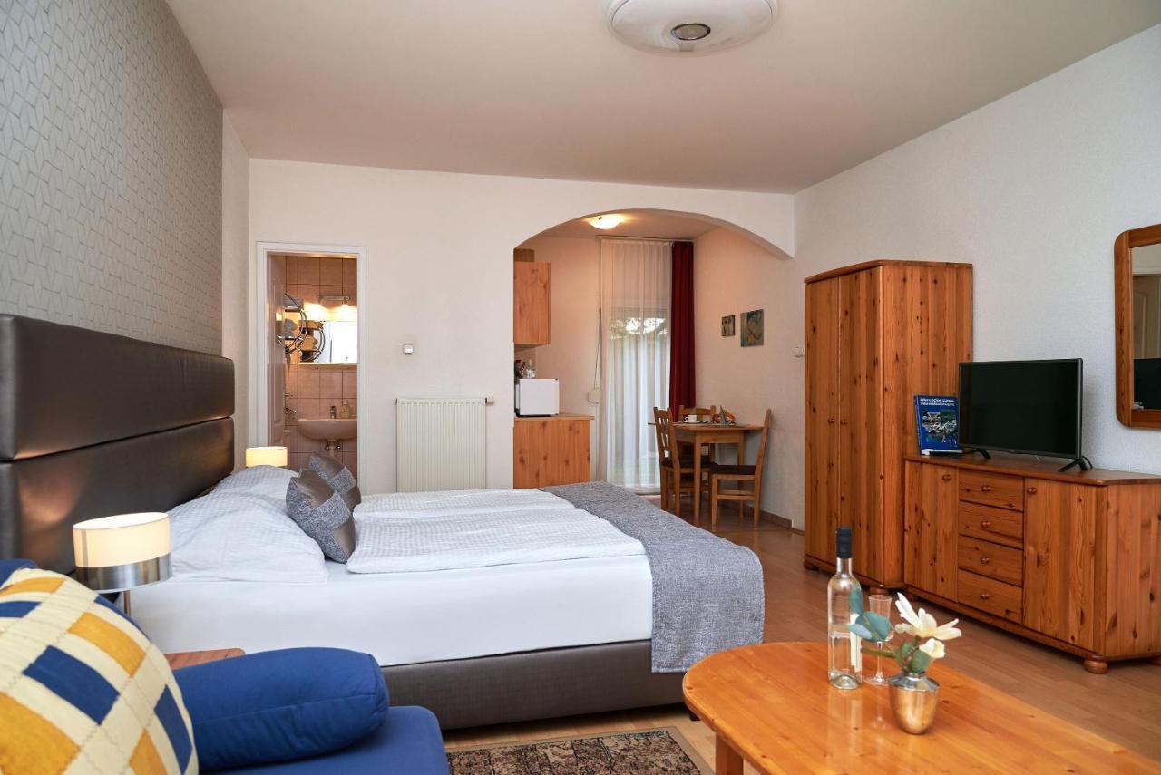 Apartman Brigitte Buekfuerdo Bagian luar foto