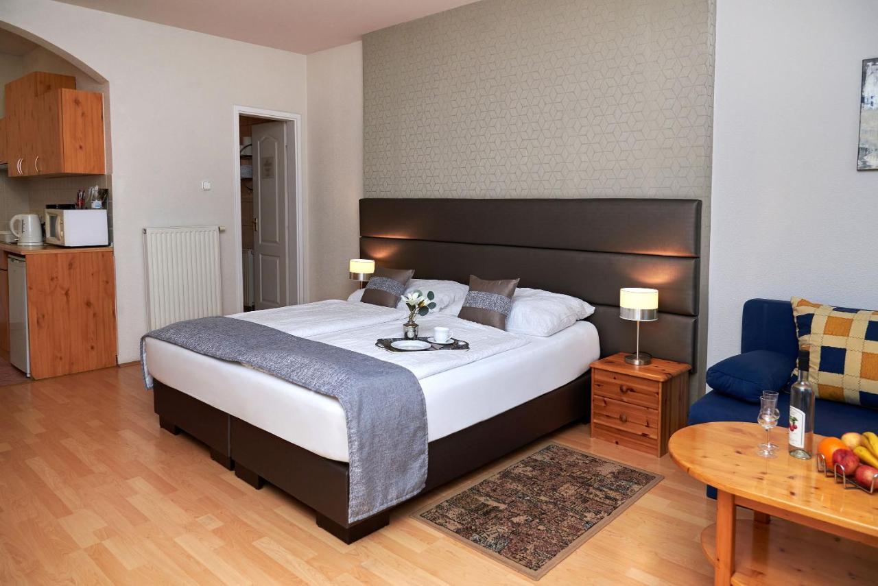 Apartman Brigitte Buekfuerdo Bagian luar foto