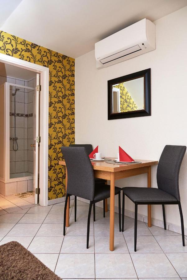 Apartman Brigitte Buekfuerdo Bagian luar foto