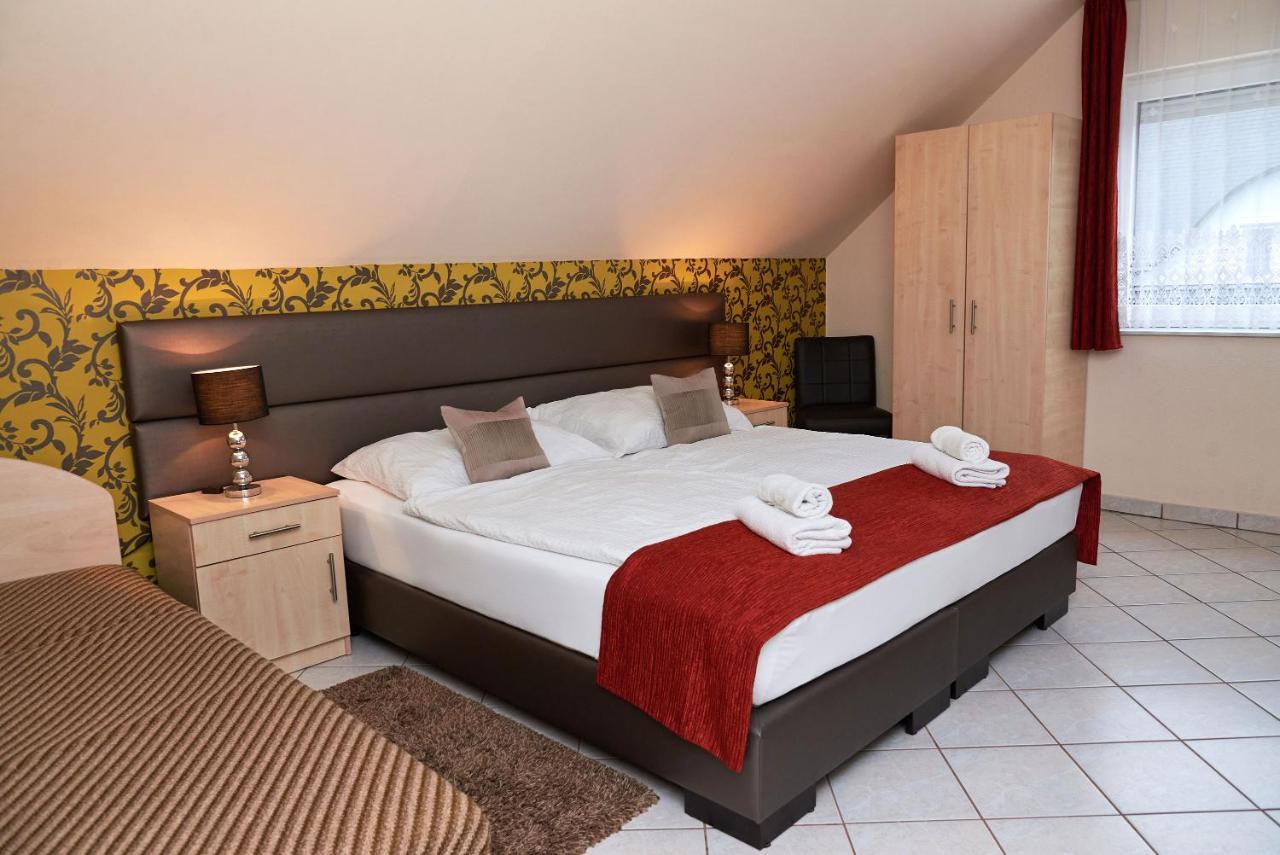 Apartman Brigitte Buekfuerdo Bagian luar foto