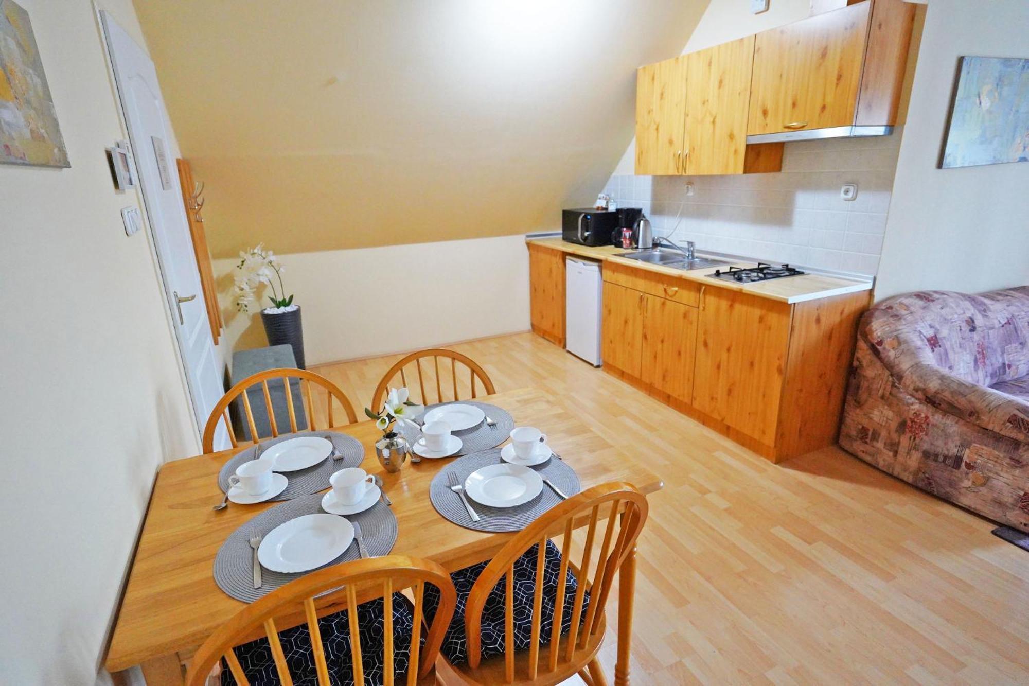 Apartman Brigitte Buekfuerdo Bagian luar foto